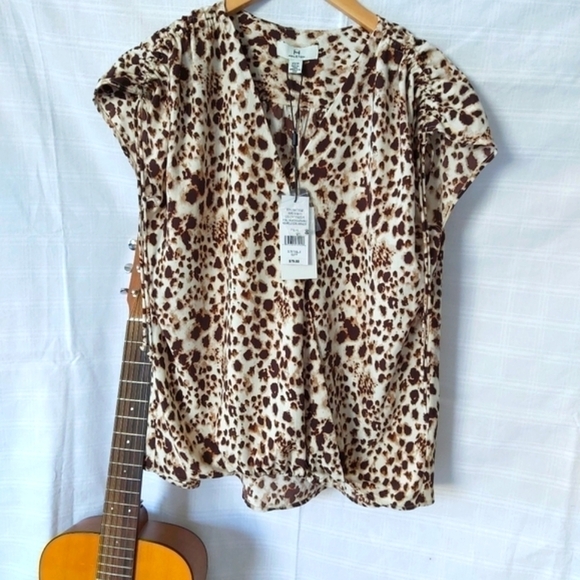h by Halston Animal Print Blouse - Picture 3 of 9